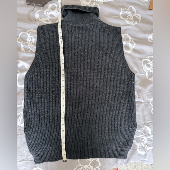 Bonpoint 100% Wool Sleeveless Turtleneck Sweater - Picture 10 of 10